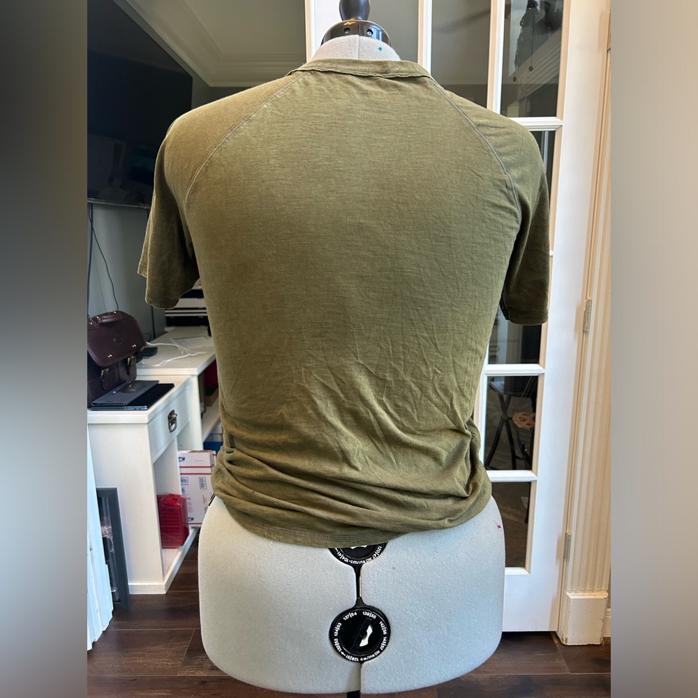 Aerie dark green tee